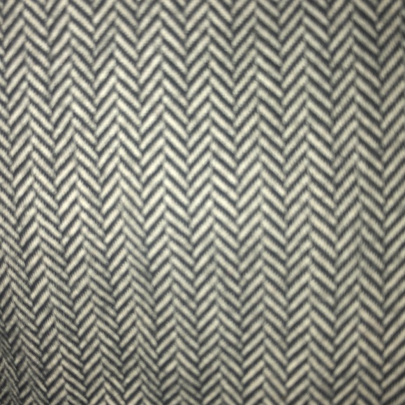 Hooded lululemon athletic jacket - Picture 3 of 4